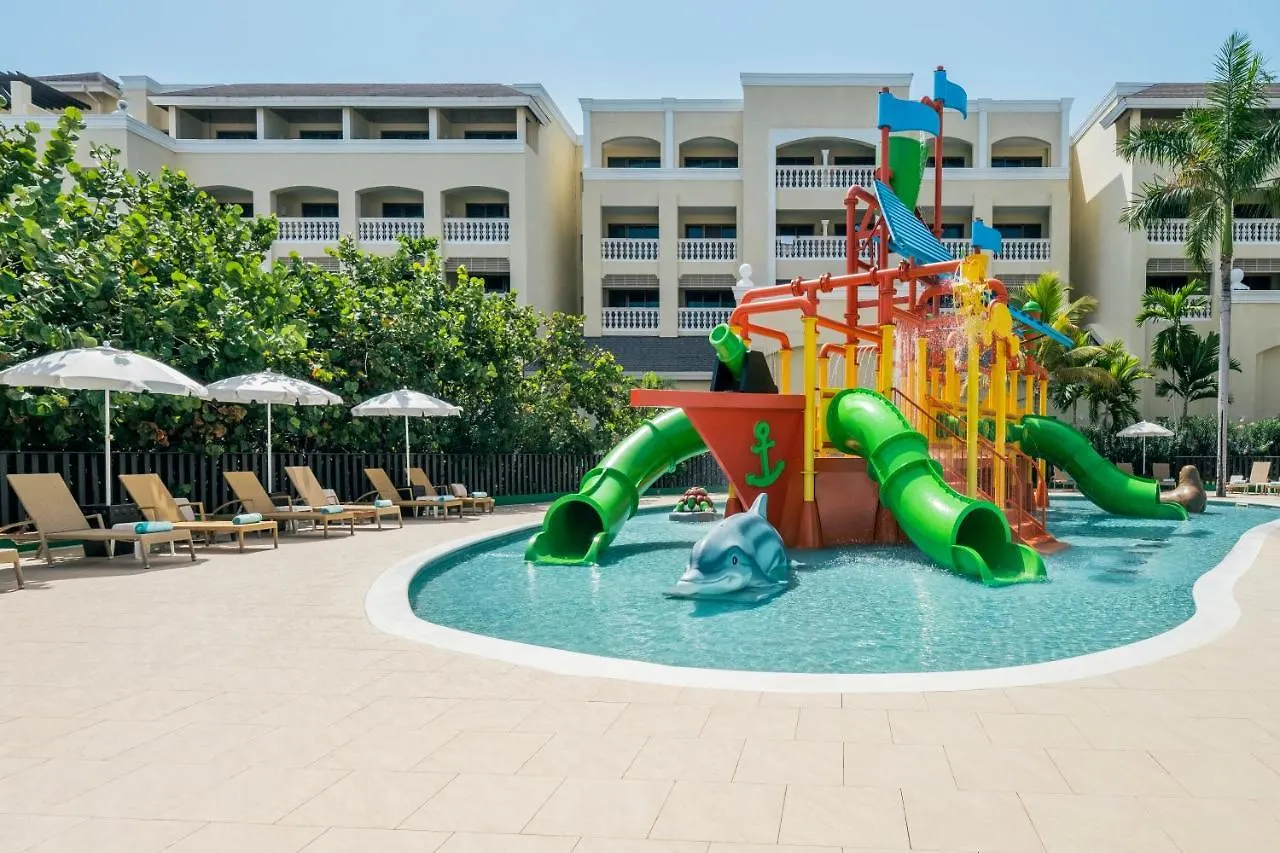 Iberostar Waves Rose Hall Beach Бухта Монтего Ямайка