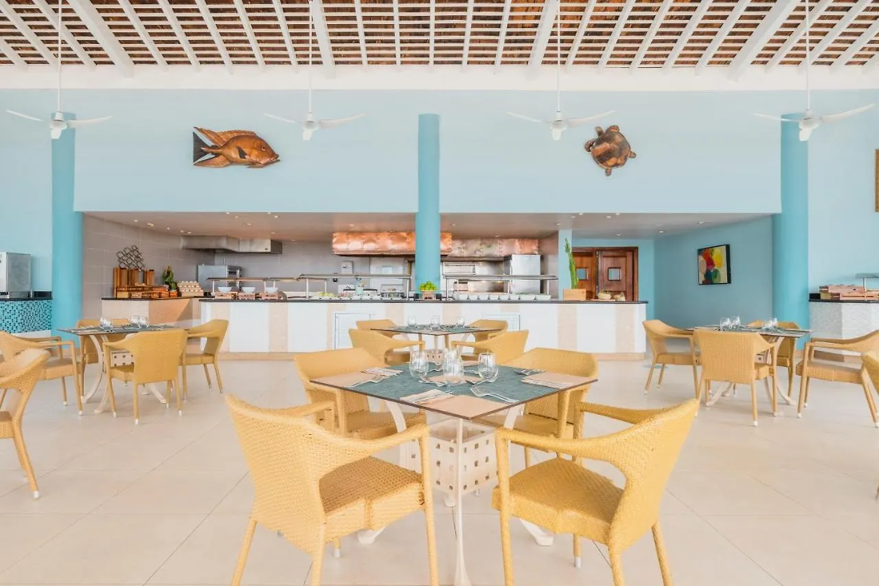 Iberostar Waves Rose Hall Beach Бухта Монтего 5*,