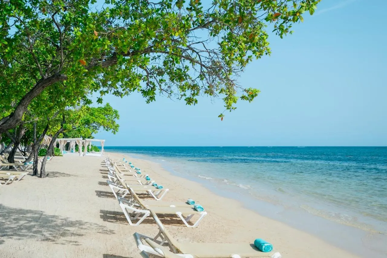 Iberostar Waves Rose Hall Beach Montego Bay